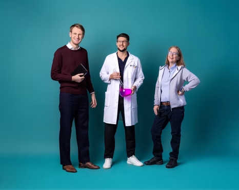 Three healthcare workers on blue backdrop - Getec Basel - GETEC